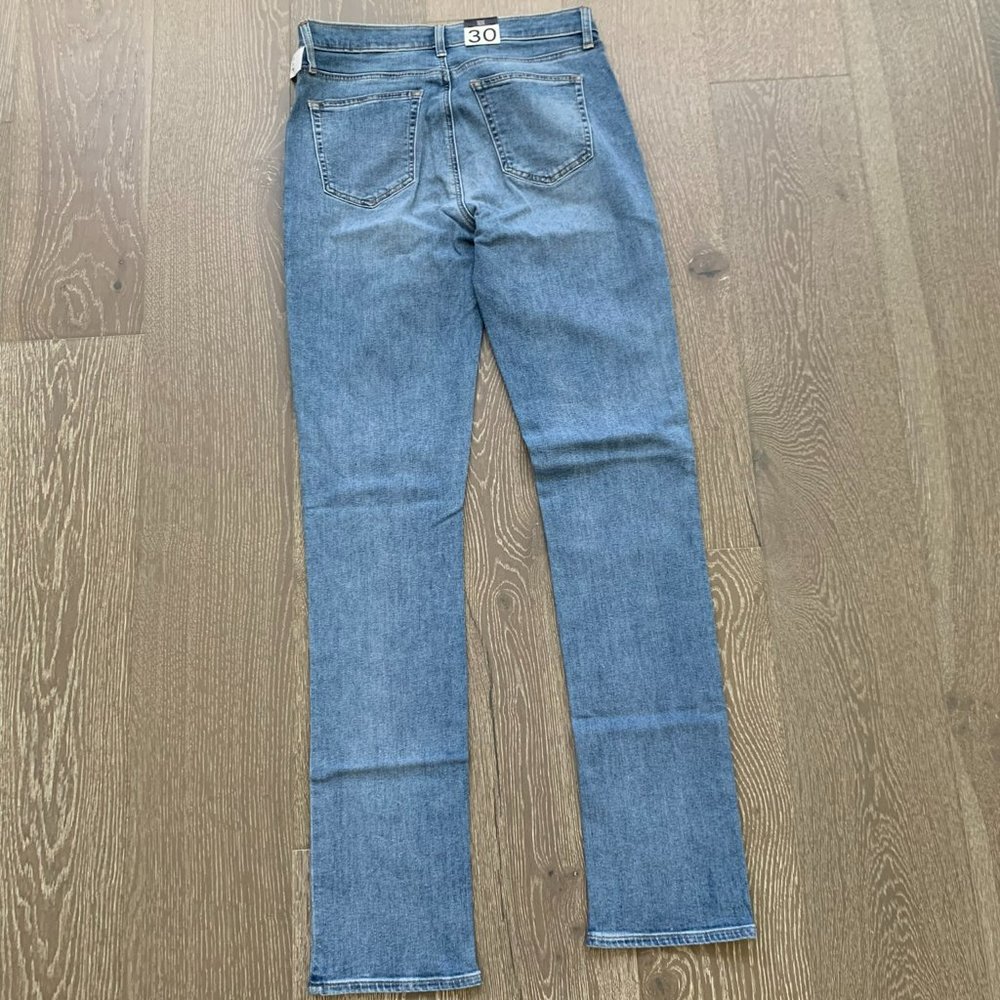 Gap Classic Straight Mid-rise jeans size 30T - Picture 5 of 6